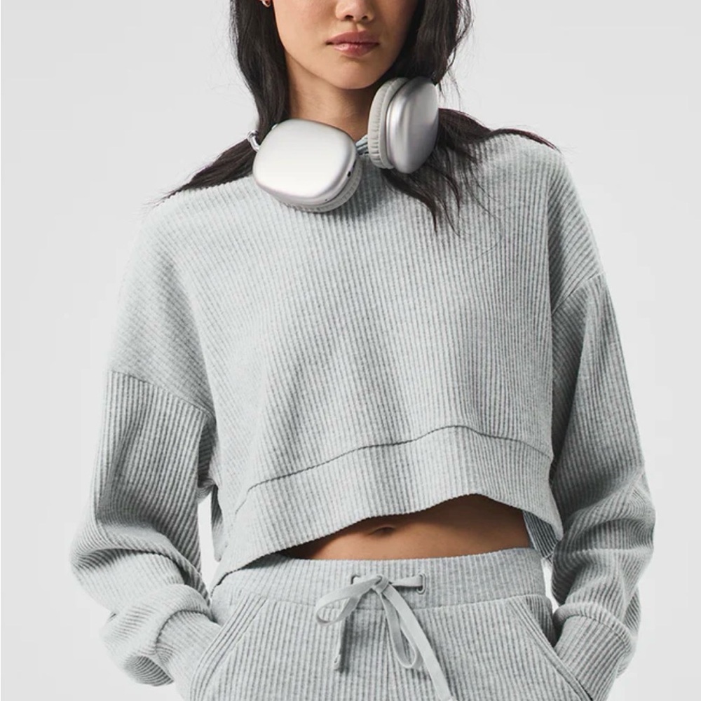 Alo Muse Crop Gray Hoodie – Size S